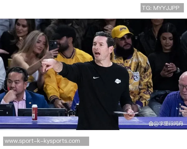 雷迪克揭示开拓者首节22次罚球裁判失误承认后续判罚混乱情况